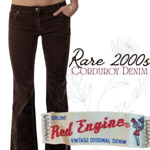 Vintage 00s Red Engine Low-Rise Corduroy Jeans in Chocolate Brown, 26